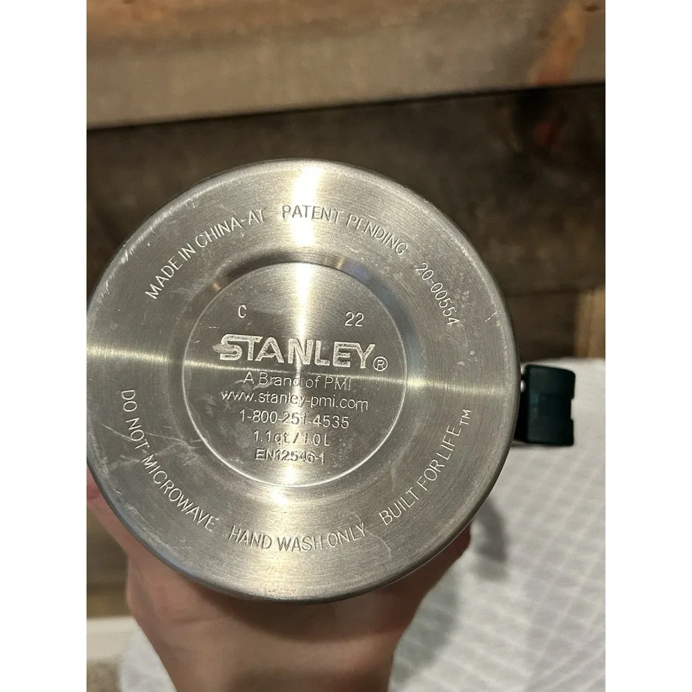 Sweet‎ Vintage Stanley Thermos Vacuum Bottle ScrewOn Cap/Cup EUC - Picture 8 of 9